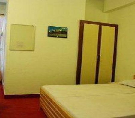 Hotel Bhagat Chamoli Pokoj fotografie
