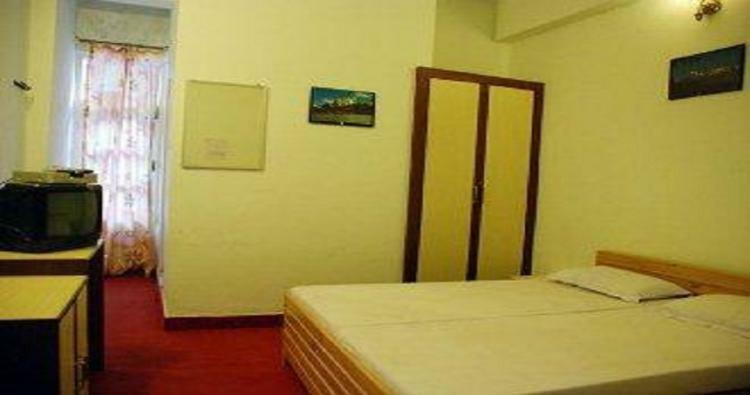 Hotel Bhagat Chamoli Pokoj fotografie